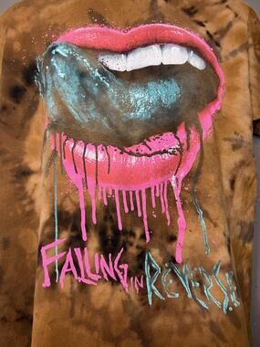 Falling In Reverse Shirt Mens Large Brown Tie Dye Lips Graphic Band Tee Music